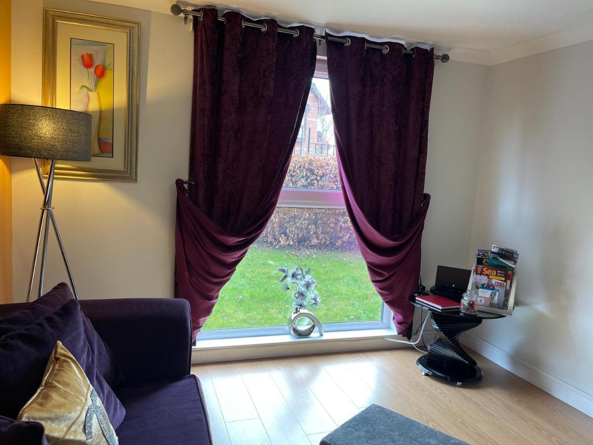 Hla - King Court Apartment 2 Motherwell Εξωτερικό φωτογραφία